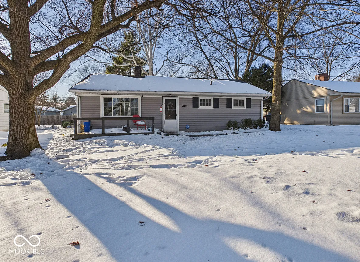 201 N Greenbriar Rd photo 1