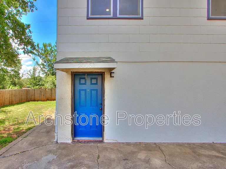 2006 NW 26th St #1/2-B — Photo 30