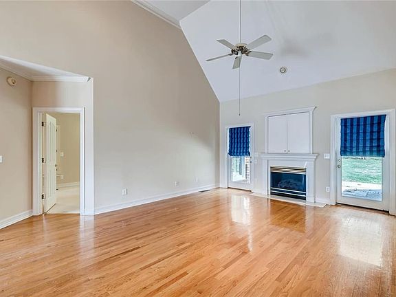 4th image of 525 Indian Acres Ct