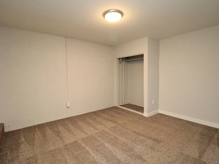 9655 N Edison St — Photo 19