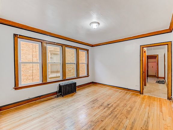 5th image of 6341 S Richmond St