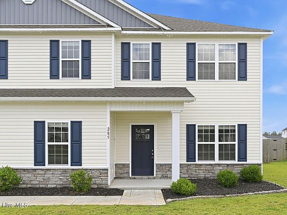 5th image of 285 Wood House Drive