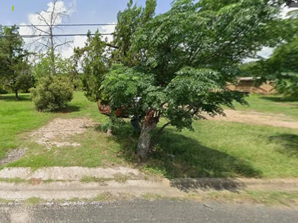 405 Legion Ct, Bryan, TX 77803