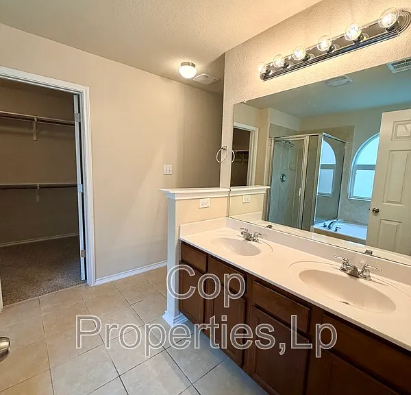 741 Clearbrook Ave — Photo 20