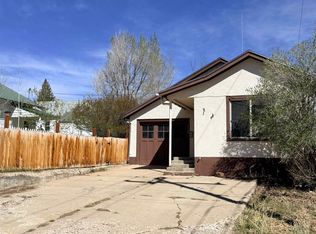 1115 W Maple St, Rawlins, WY 82301