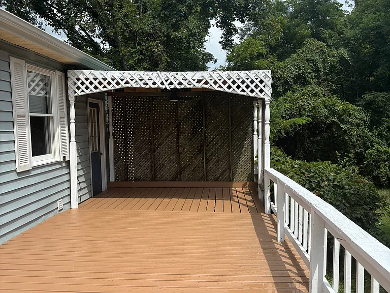 625 Greens Crossing Rd — Photo 32