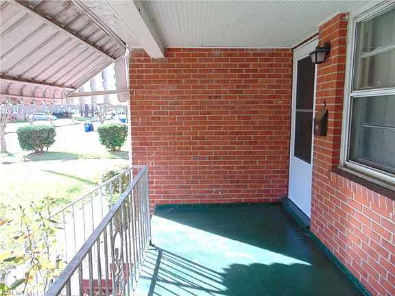 2nd image of 3512 Arcadia St #B
