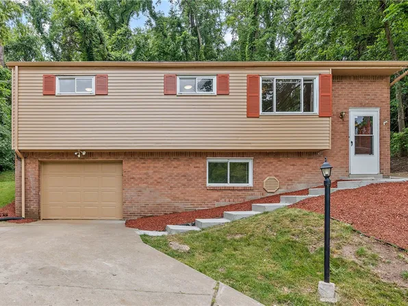 241 Harrison Rd, Turtle Creek, PA 15145