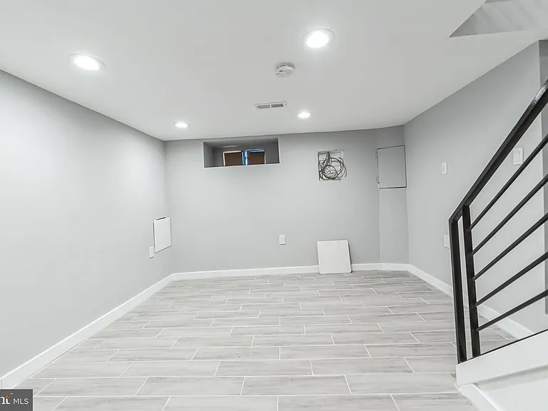 3414 Salmon St — Photo 22