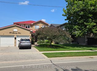 281 Mississaga St, Oakville, ON L6L6J8