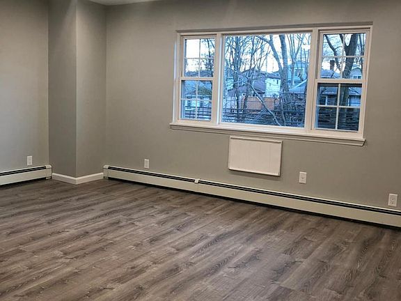 2nd image of 3094 Mullan Pl