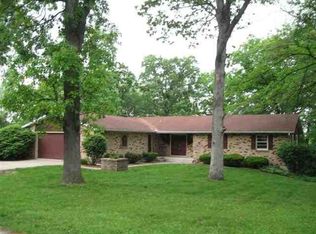 701 Santa Fe Dr, Freeport, IL 61032