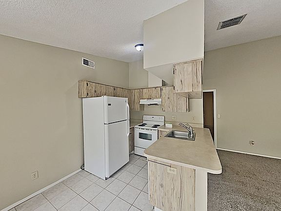 5th image of 3390 Peterborough Pl