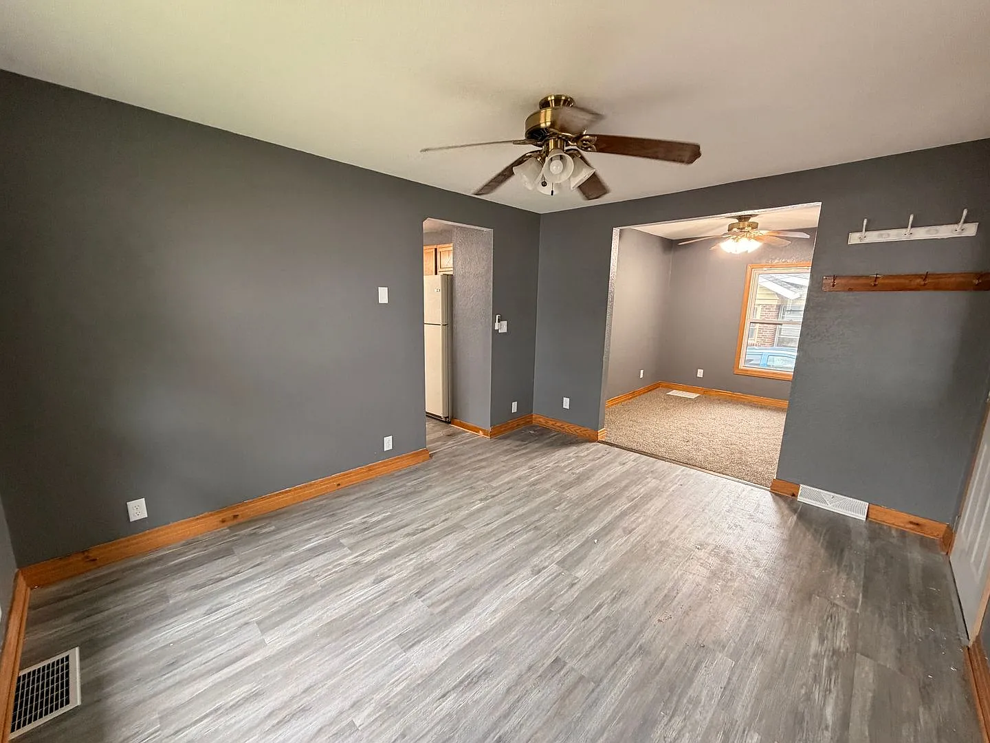 Cozy Clinton Home With Large Yard and Convenient South Bluff Location! — Photo 4