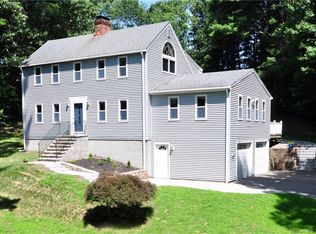 7 Quarry Rd, Glastonbury, CT 06033