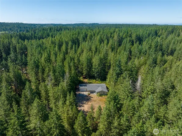 2635 NW Four Wheel Drive, Seabeck, WA 98380