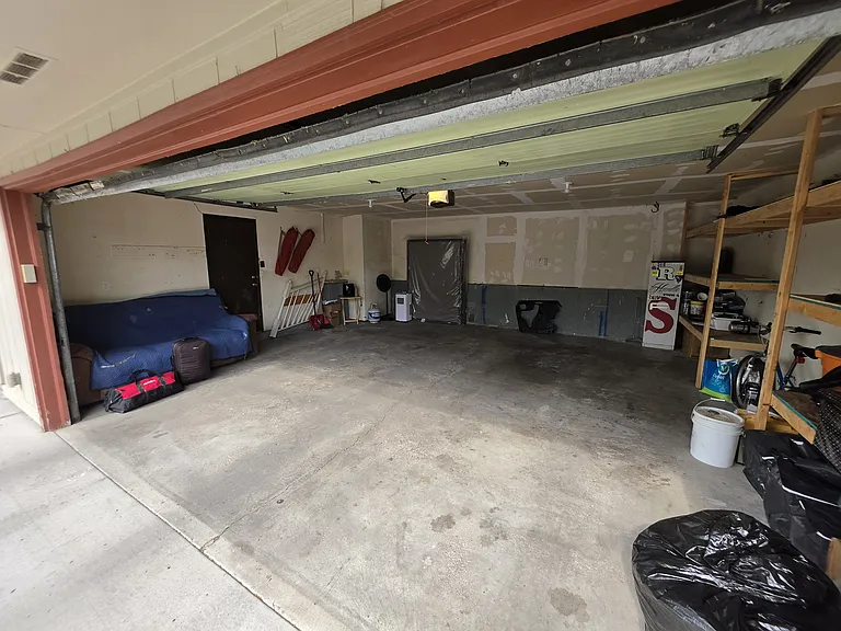 920 Devonshire Pl — Photo 18