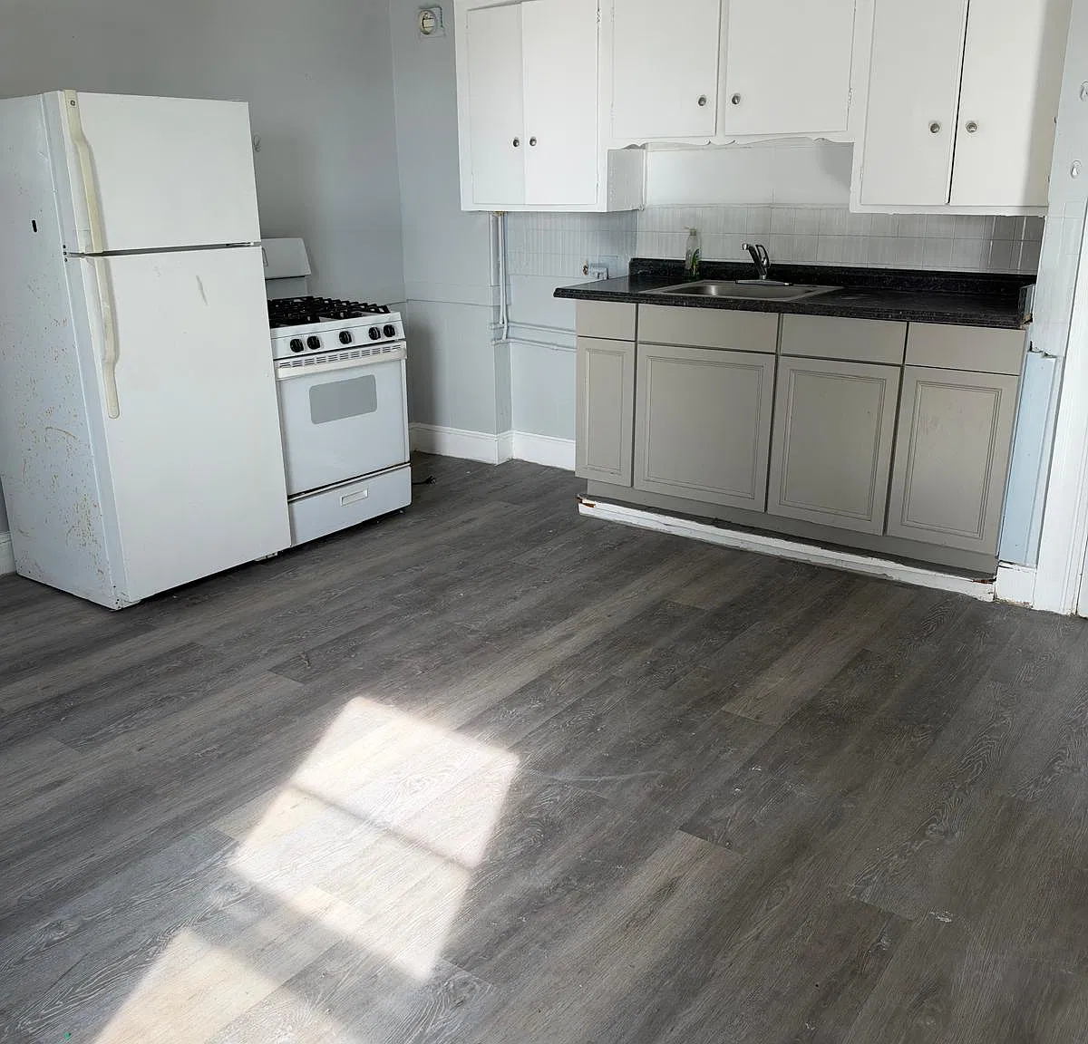 145 Washington St — Photo 1