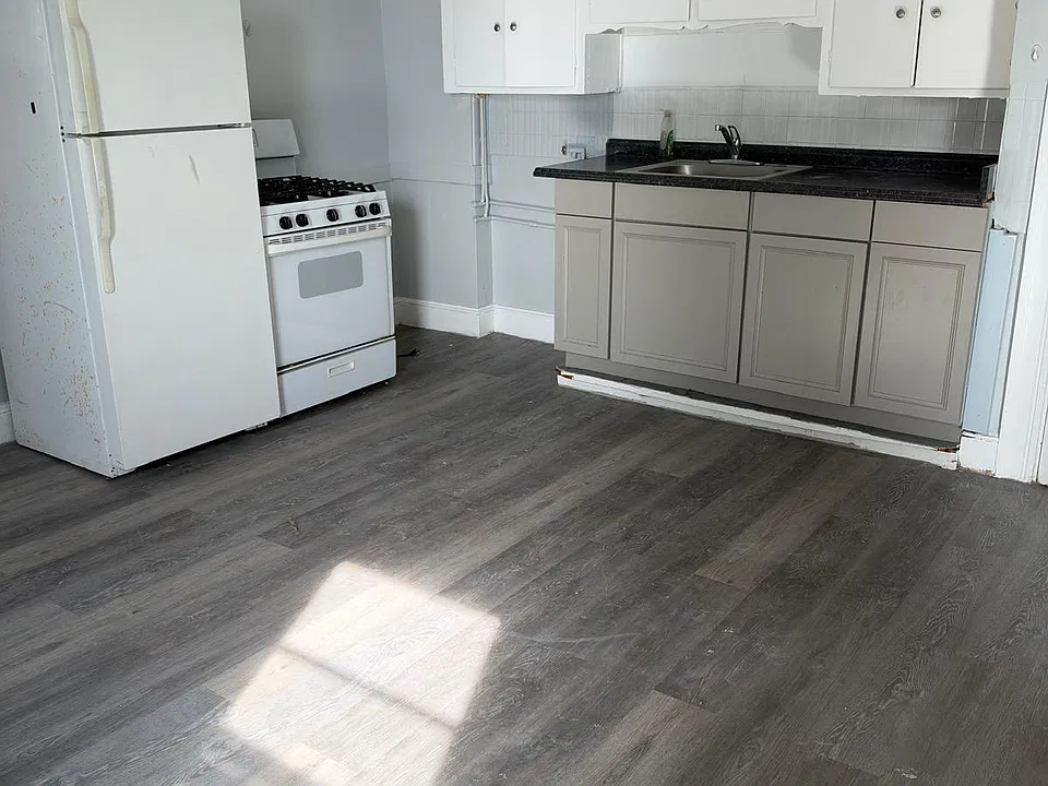 145 Washington St #3S