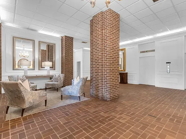 14 Lockwood Dr #9K — Photo 10