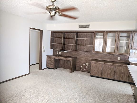 5th image of 9546 W Willowbrook Dr