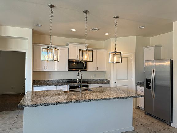 2nd image of 2672 E Santo Domingo Dr
