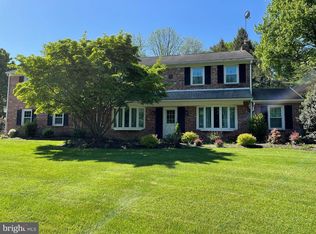 1271 Thomas Rd, Wayne, PA 19087