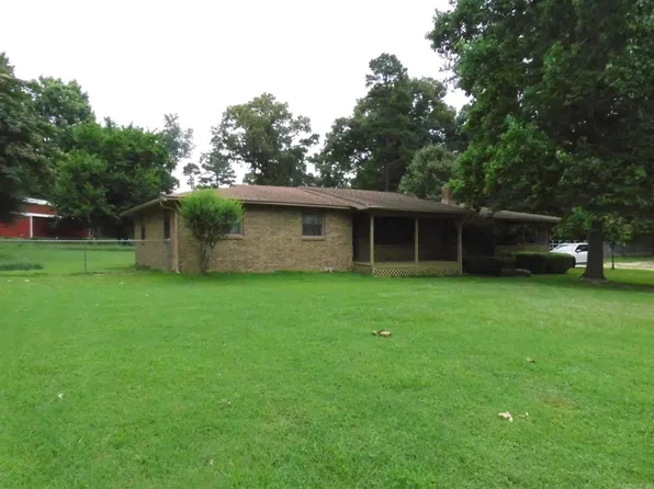 5218 Honeysuckle Rd, Little Rock, AR 72206