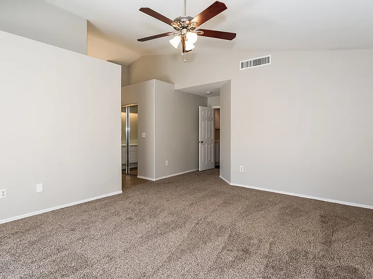 5213 Sequin Dr — Photo 9