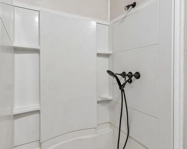 3401 E Noble Dr — Photo 28