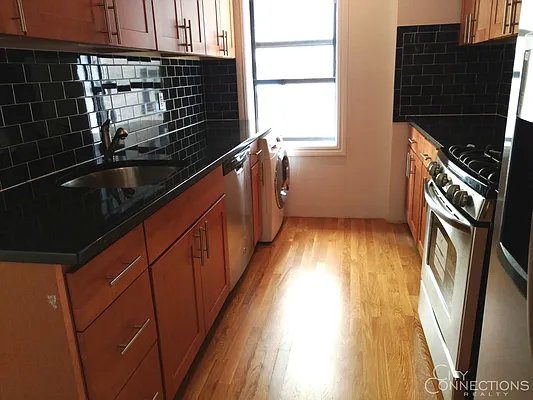 Rented by City Connections Realty | media 22