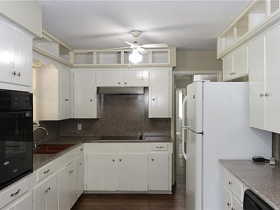 2nd image of 5805 Eureka Dr