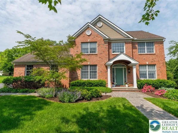 2440 Saddlebrook Rd, Macungie, PA 18062