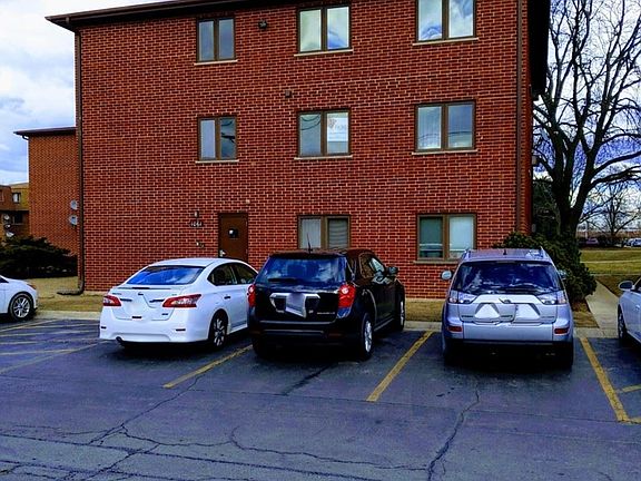 2nd image of 1061 Ferrari Dr APT 1B
