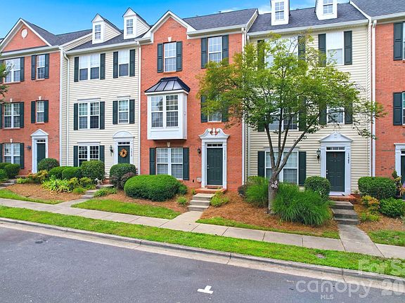 2nd image of 11712 Fiddlers Roof Ln
