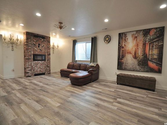 4th image of 7559 W Cedar Tree Cir