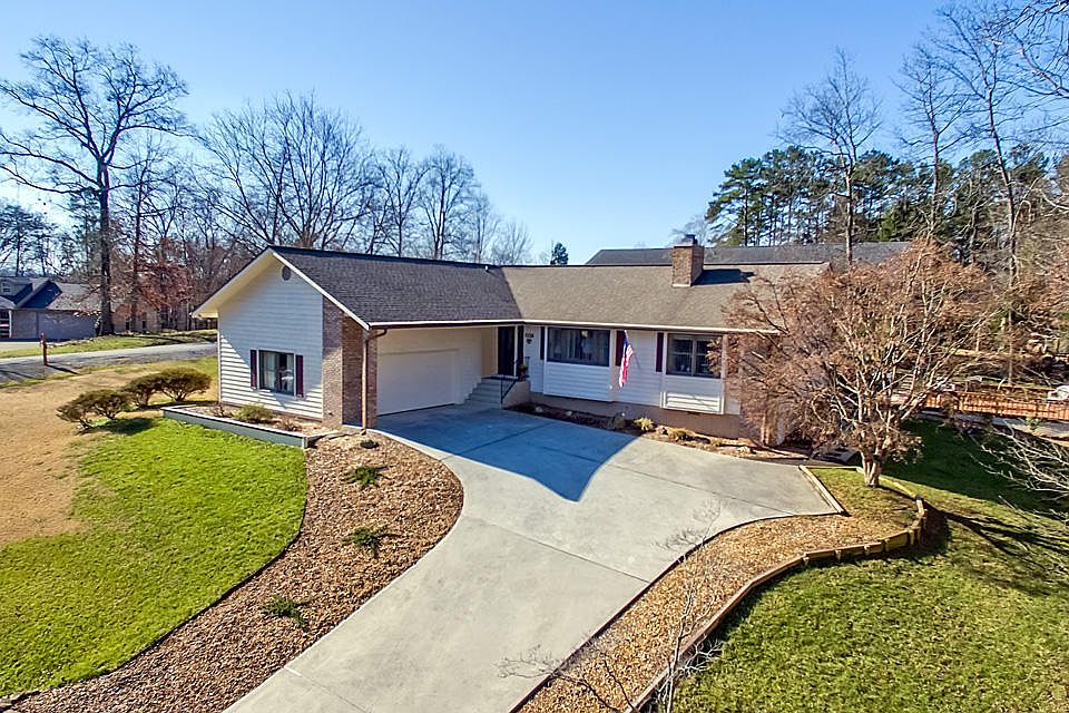 1st image of 237 Chahyga Cir
