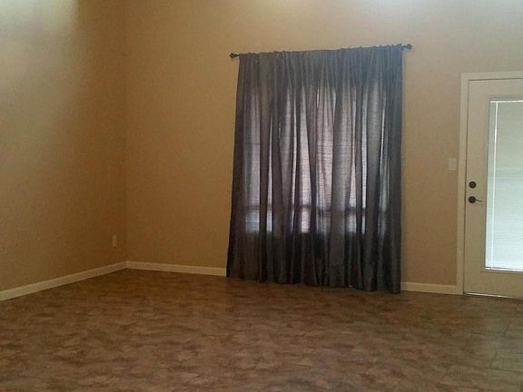 4th image of 1711 Marquis Ln