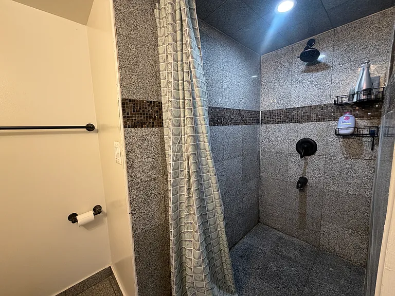 741 Kentucky Dr — Photo 5