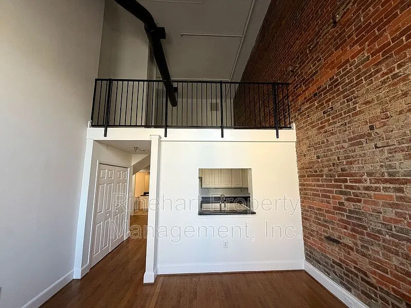 2 bed, 2.0 bath, $1,750 — Photo 4