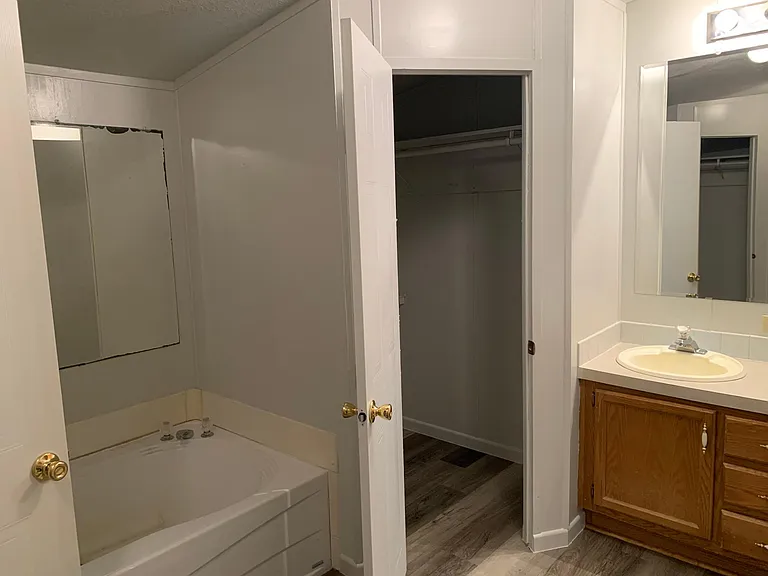 475 Private Road 1196 — Photo 14