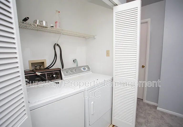 12 Grant Ln — Photo 25