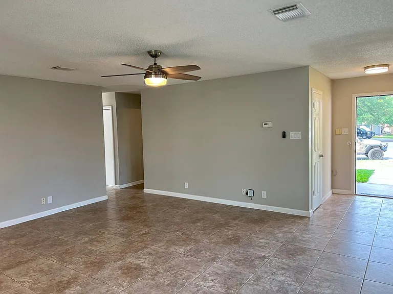 8227 Club Meadow Dr — Photo 5
