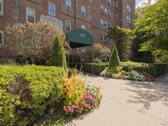 3rd image of 270 Bronxville Road #A51