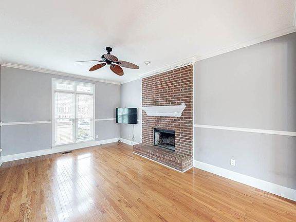 3rd image of 1156 Willow Woods Dr