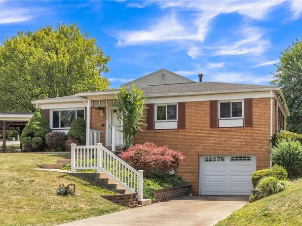 124 Woodmere Dr, New Stanton, PA 15672