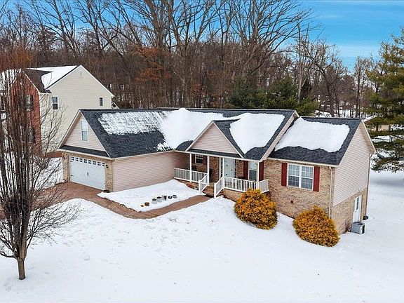 2nd image of 41 Long Bow Rd