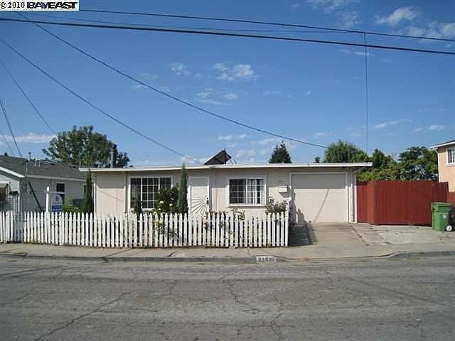 1st image of 22691 Fuller Ave