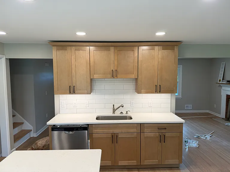 374 Whittier Rd — Photo 4