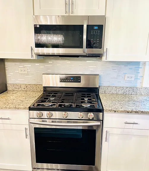 2930 Dundee Rd — Photo 4